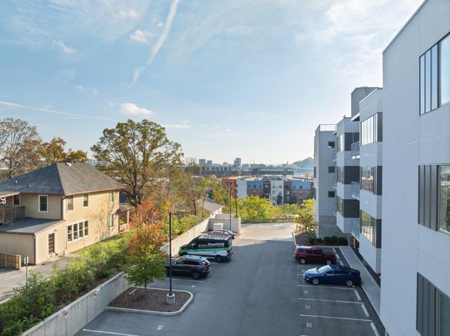 411 Fairpoint Street 306, Chattanooga, TN 37405