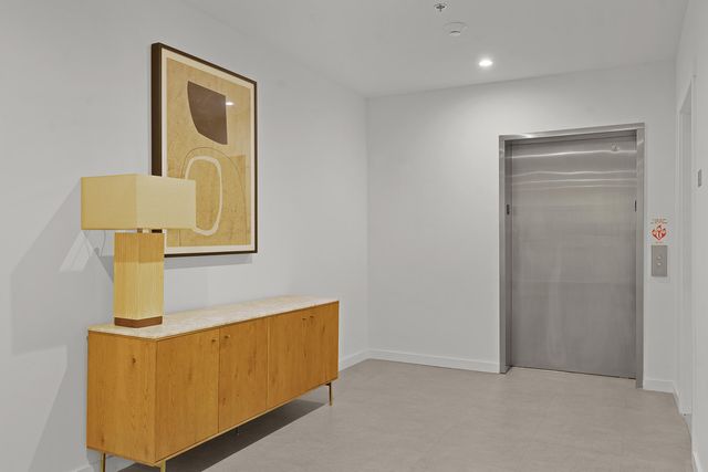 411 Fairpoint Street 306, Chattanooga, TN 37405