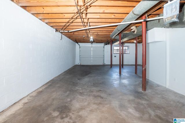 325 53RD STREET, Fairfield, AL 35064