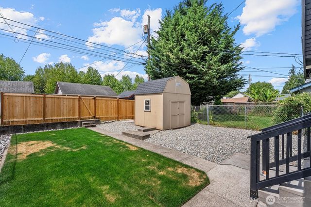 4054 S G Street, Tacoma, WA 98418
