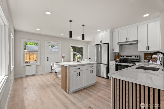 4054 S G Street, Tacoma, WA 98418