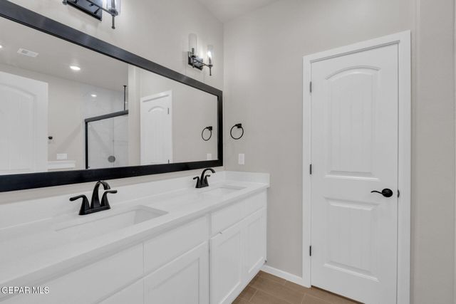 13833 Centro Vista Avenue, Horizon City, TX 79928