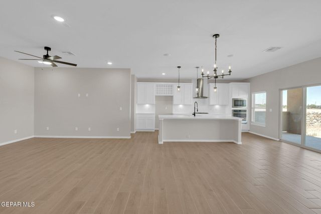 13833 Centro Vista Avenue, Horizon City, TX 79928