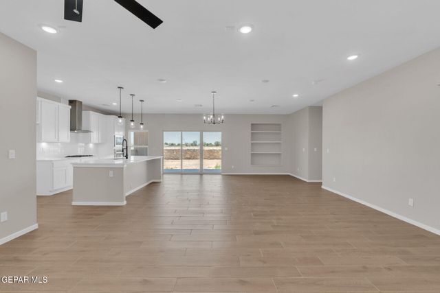 13833 Centro Vista Avenue, Horizon City, TX 79928