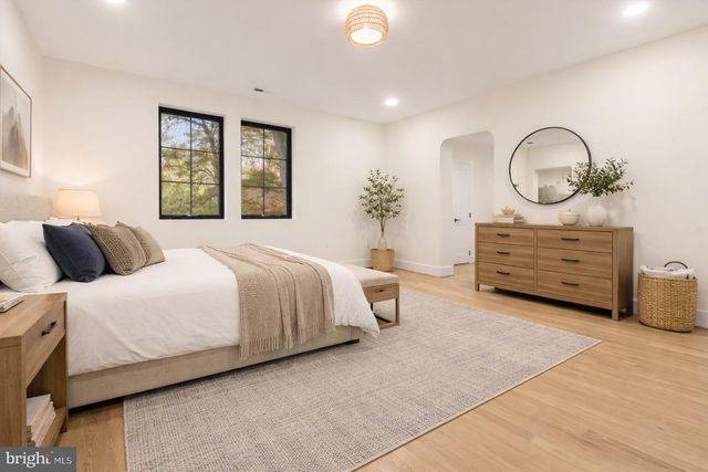 9127 SLIGO CREEK PKWY, Silver Spring, MD 20901