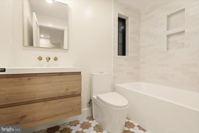 9127 SLIGO CREEK PKWY, Silver Spring, MD 20901