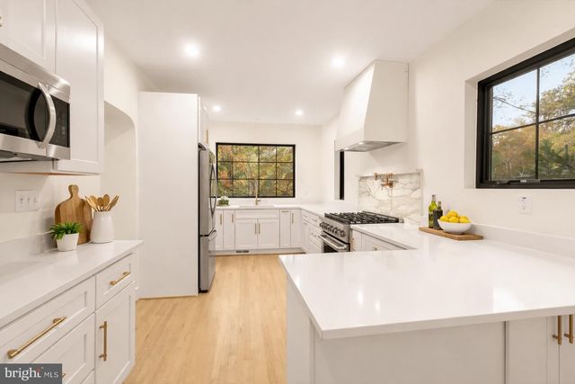 9127 SLIGO CREEK PKWY, Silver Spring, MD 20901