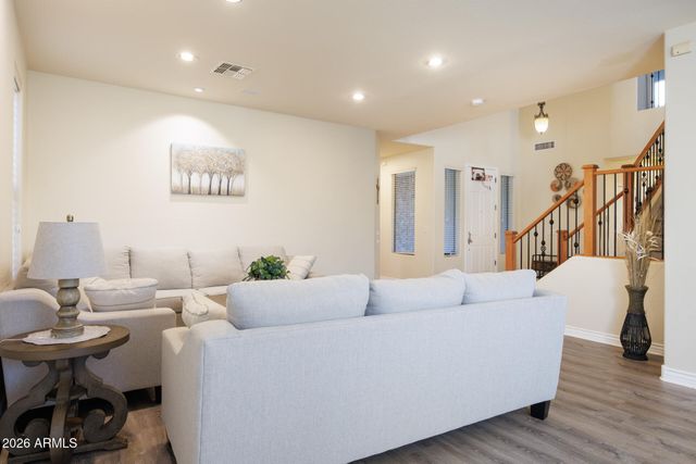 311 W BLUE LAGOON Drive, Casa Grande, AZ 85122