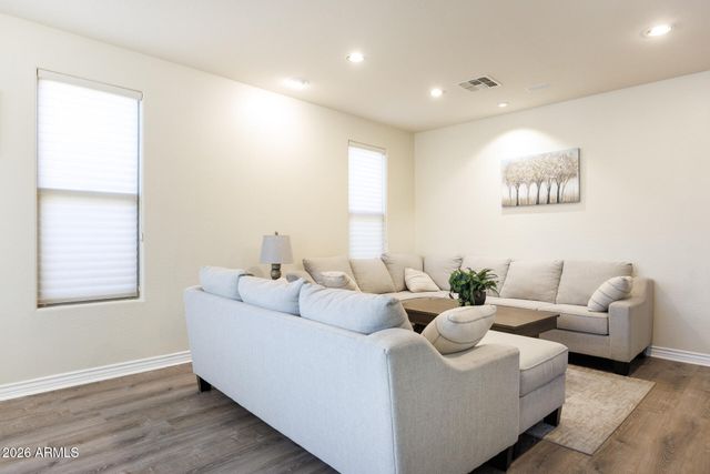 311 W BLUE LAGOON Drive, Casa Grande, AZ 85122