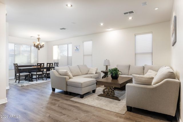 311 W BLUE LAGOON Drive, Casa Grande, AZ 85122