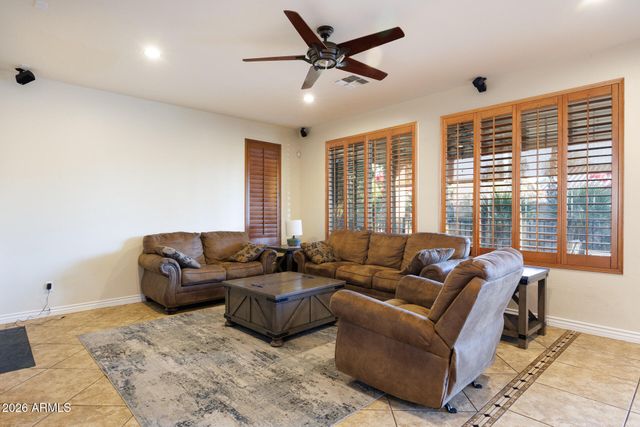 311 W BLUE LAGOON Drive, Casa Grande, AZ 85122