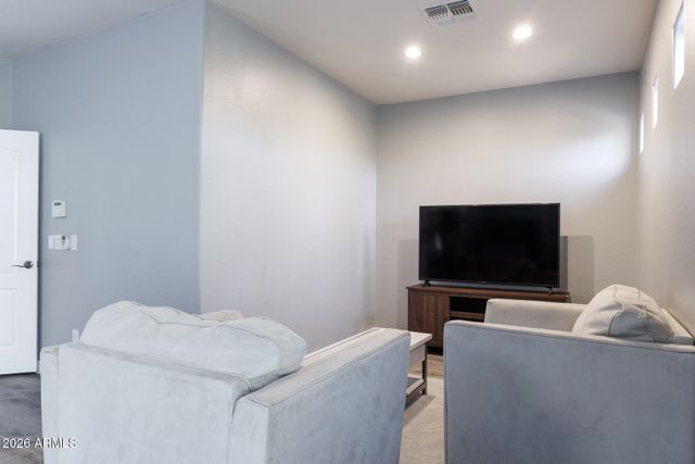 311 W BLUE LAGOON Drive, Casa Grande, AZ 85122