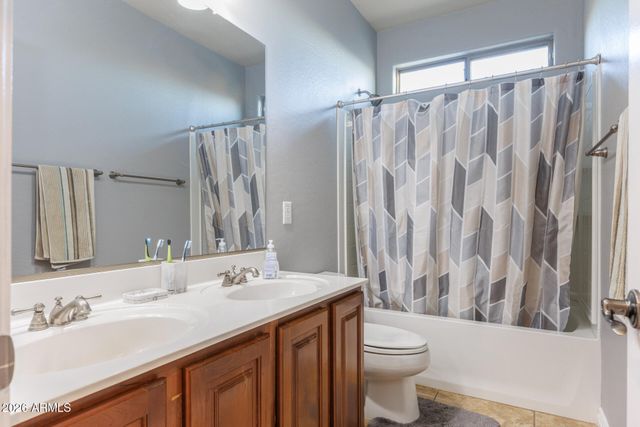 311 W BLUE LAGOON Drive, Casa Grande, AZ 85122