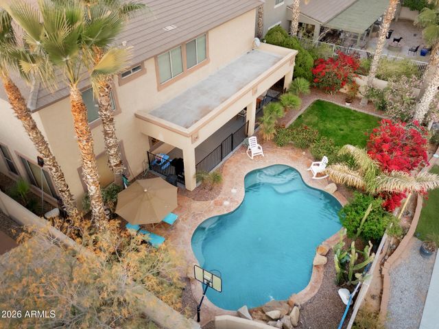 311 W BLUE LAGOON Drive, Casa Grande, AZ 85122