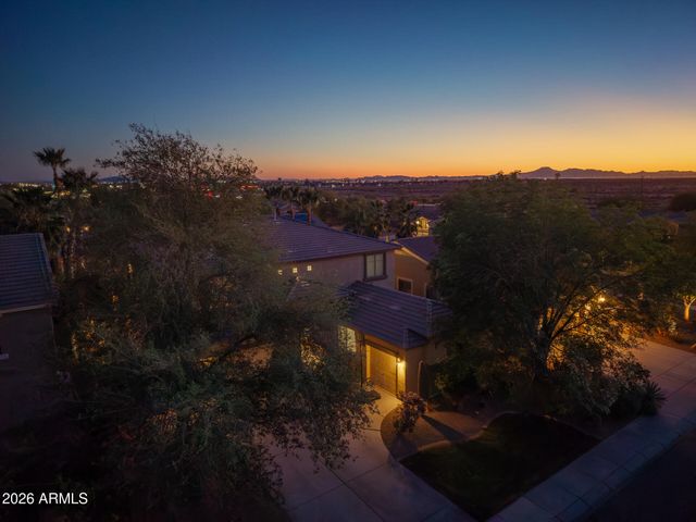 311 W BLUE LAGOON Drive, Casa Grande, AZ 85122