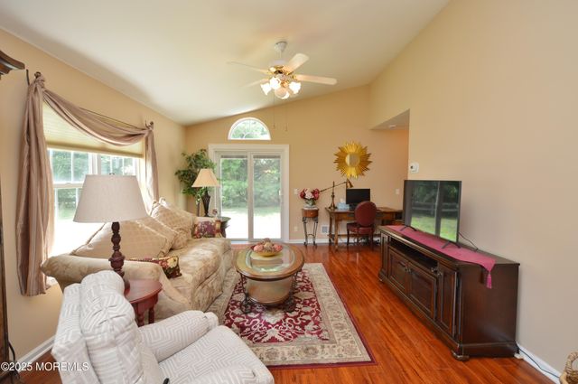 2386 Torrington Drive, Toms River, NJ 08755