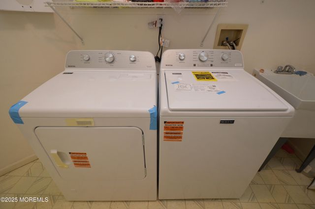 2386 Torrington Drive, Toms River, NJ 08755