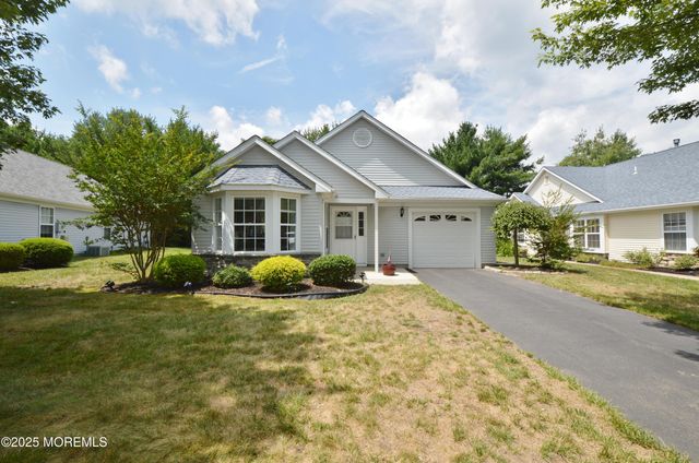 2386 Torrington Drive, Toms River, NJ 08755