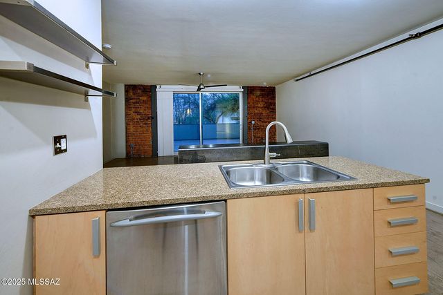 1001 E 17th St Apt 109, Tucson, AZ 85719