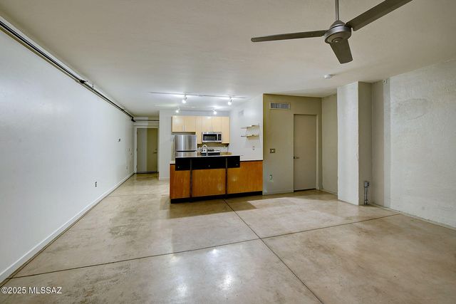 1001 E 17th St Apt 109, Tucson, AZ 85719