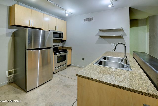 1001 E 17th St Apt 109, Tucson, AZ 85719