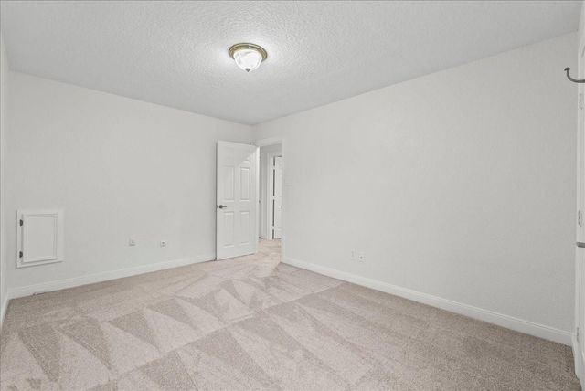 318 Green Oaks Drive, League City, TX 77573