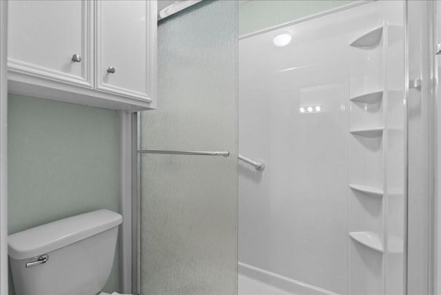 318 Green Oaks Drive, League City, TX 77573