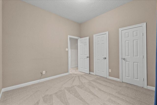 318 Green Oaks Drive, League City, TX 77573