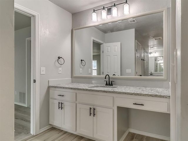 7400 NW 118th Street, Oklahoma City, OK 73162