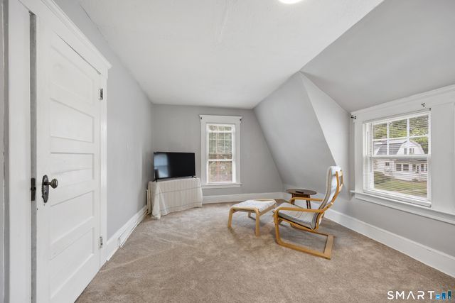 96 Hawthorne Avenue, Hamden, CT 06517
