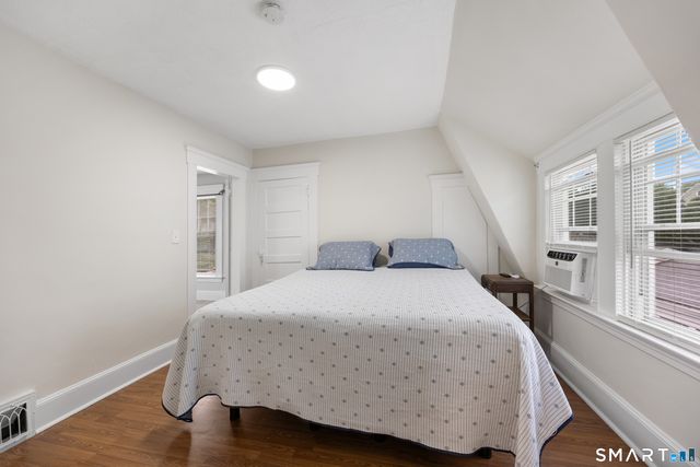 96 Hawthorne Avenue, Hamden, CT 06517