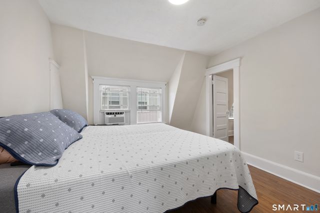 96 Hawthorne Avenue, Hamden, CT 06517