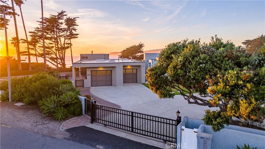 Image 3 of property listing at 3092 Studio, Cayucos, CA 93430