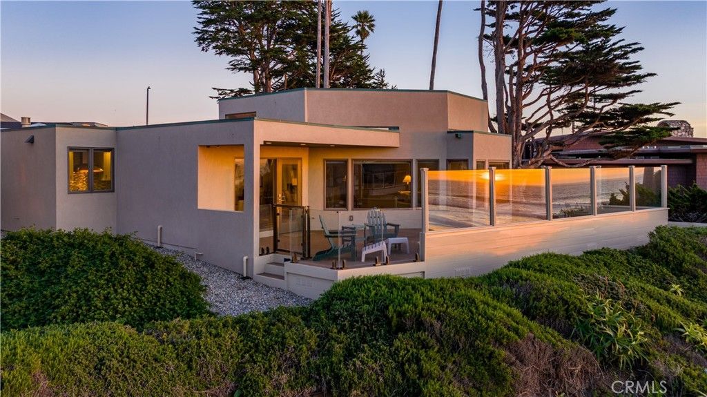 Image 54 of property listing at 3092 Studio, Cayucos, CA 93430