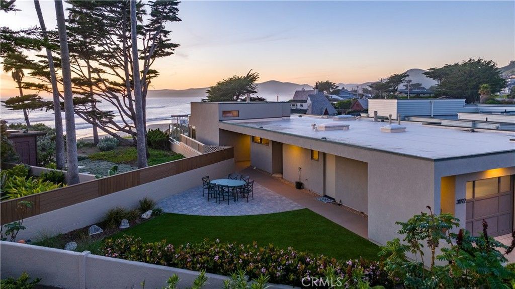 Image 5 of property listing at 3092 Studio, Cayucos, CA 93430