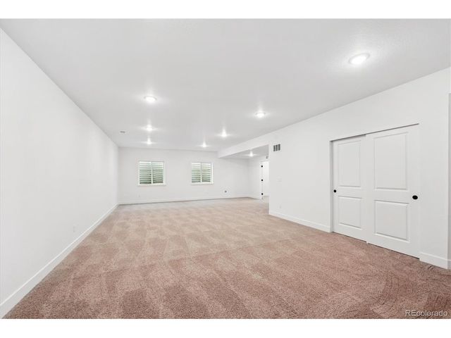 3813 Emerald Shore Cir, Loveland, CO 80538