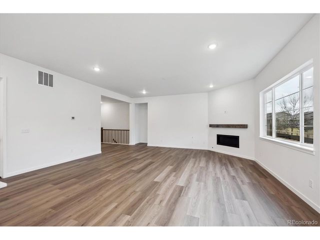 3813 Emerald Shore Cir, Loveland, CO 80538