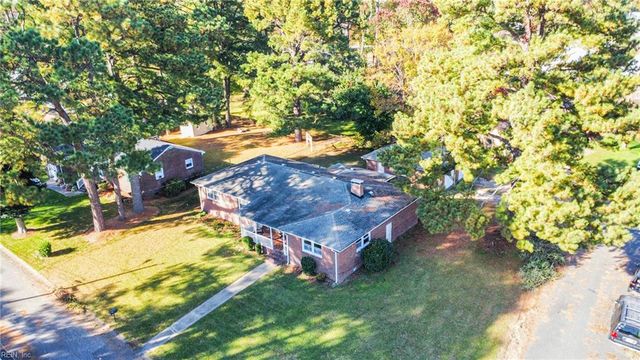 110 Patton PL, Chesapeake, VA 23320