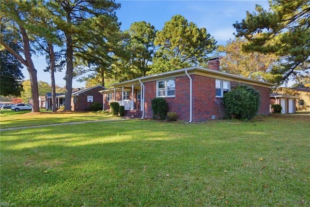 110 Patton PL, Chesapeake, VA 23320