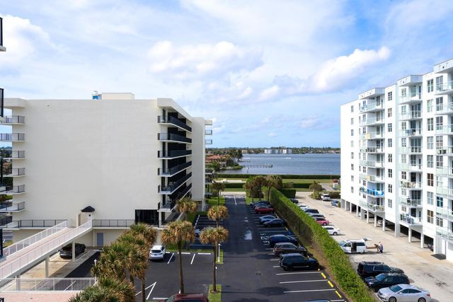 3456 S Ocean Boulevard 504, Palm Beach, FL 33480