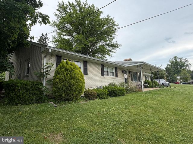 613 CHRONISTER ST, York, PA 17406