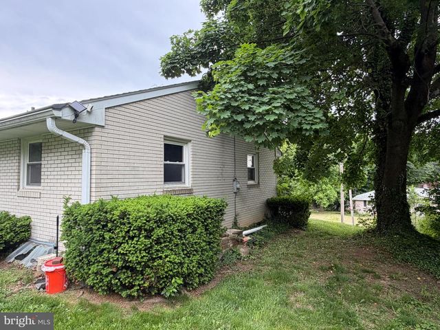 613 CHRONISTER ST, York, PA 17406