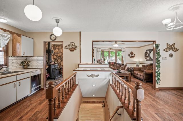 2233 Fremont Avenue E, Saint Paul, MN 55119