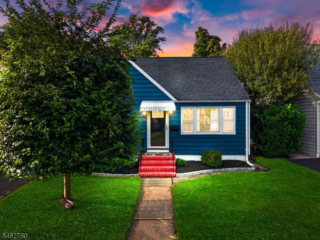 330 Hemlock Ave, Garwood Boro, NJ 07027 — exterior
