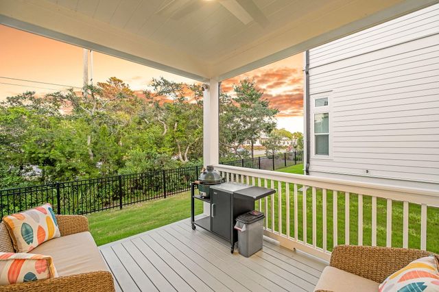 77 Seaboard Lane, Santa Rosa Beach, FL 32459