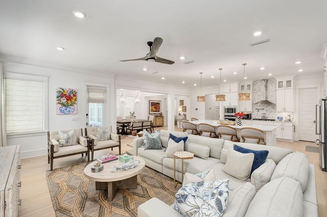 77 Seaboard Lane, Santa Rosa Beach, FL 32459