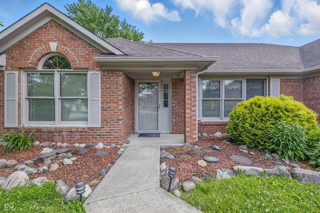 959 Harvest Ridge Drive, Avon, IN 46123