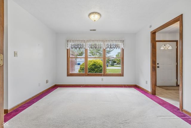 959 Harvest Ridge Drive, Avon, IN 46123