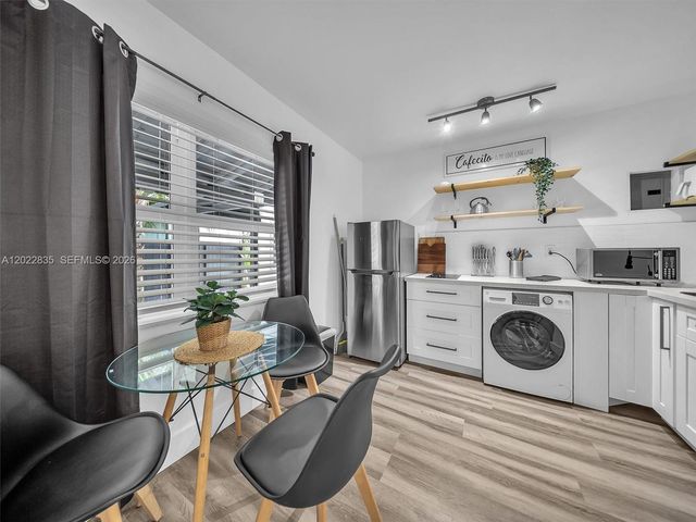 1109 NE 16th Terrace, Fort Lauderdale, FL 33304