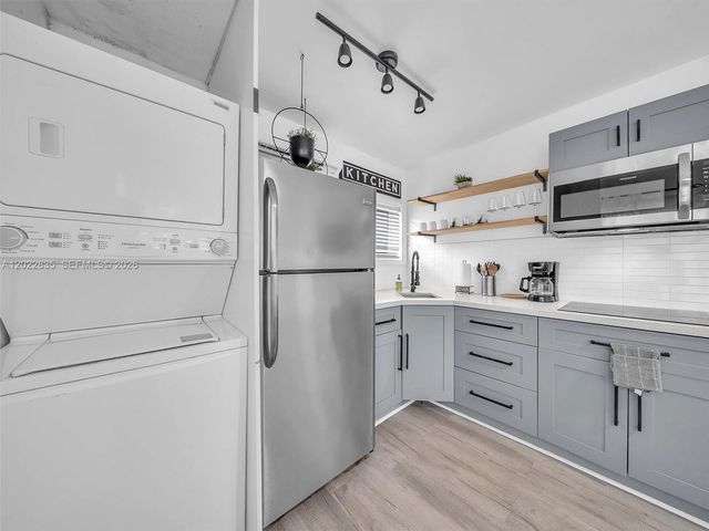 1109 NE 16th Terrace, Fort Lauderdale, FL 33304